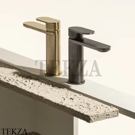 Zucchetti Octo Термостат для душа на 3 потока, внешняя часть ZOC661.P81, brushed total black PVD